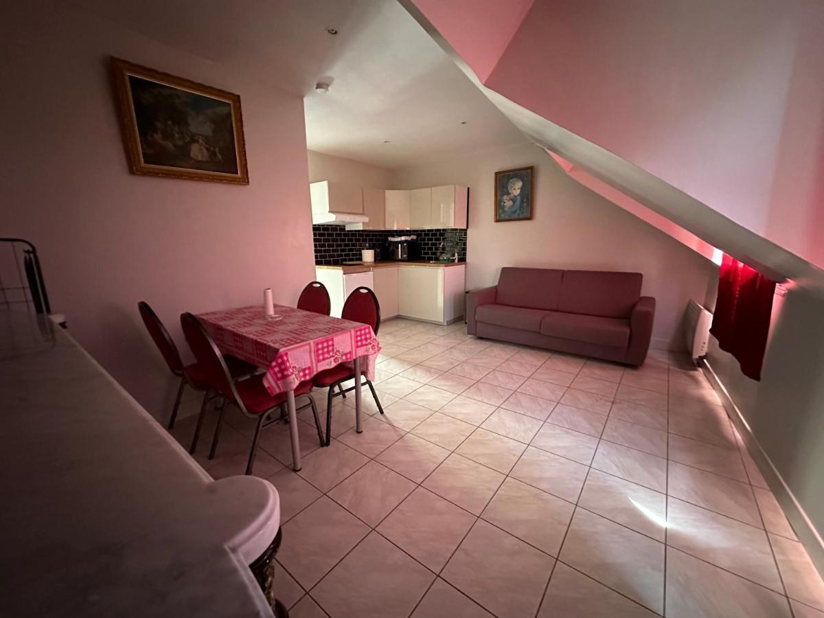 Appartement Meuble แว็งแซ็นน์ ภายนอก รูปภาพ