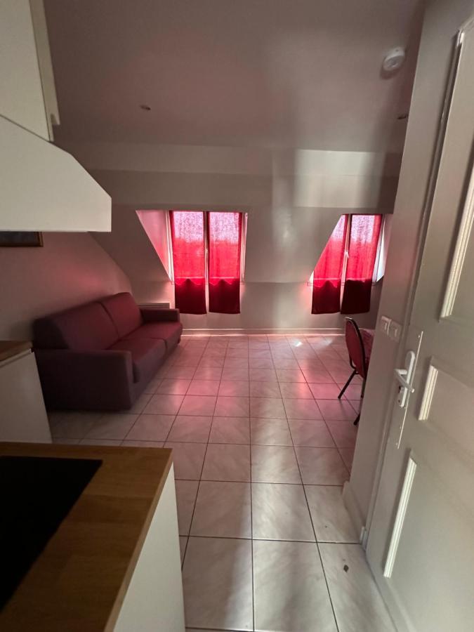Appartement Meuble แว็งแซ็นน์ ภายนอก รูปภาพ