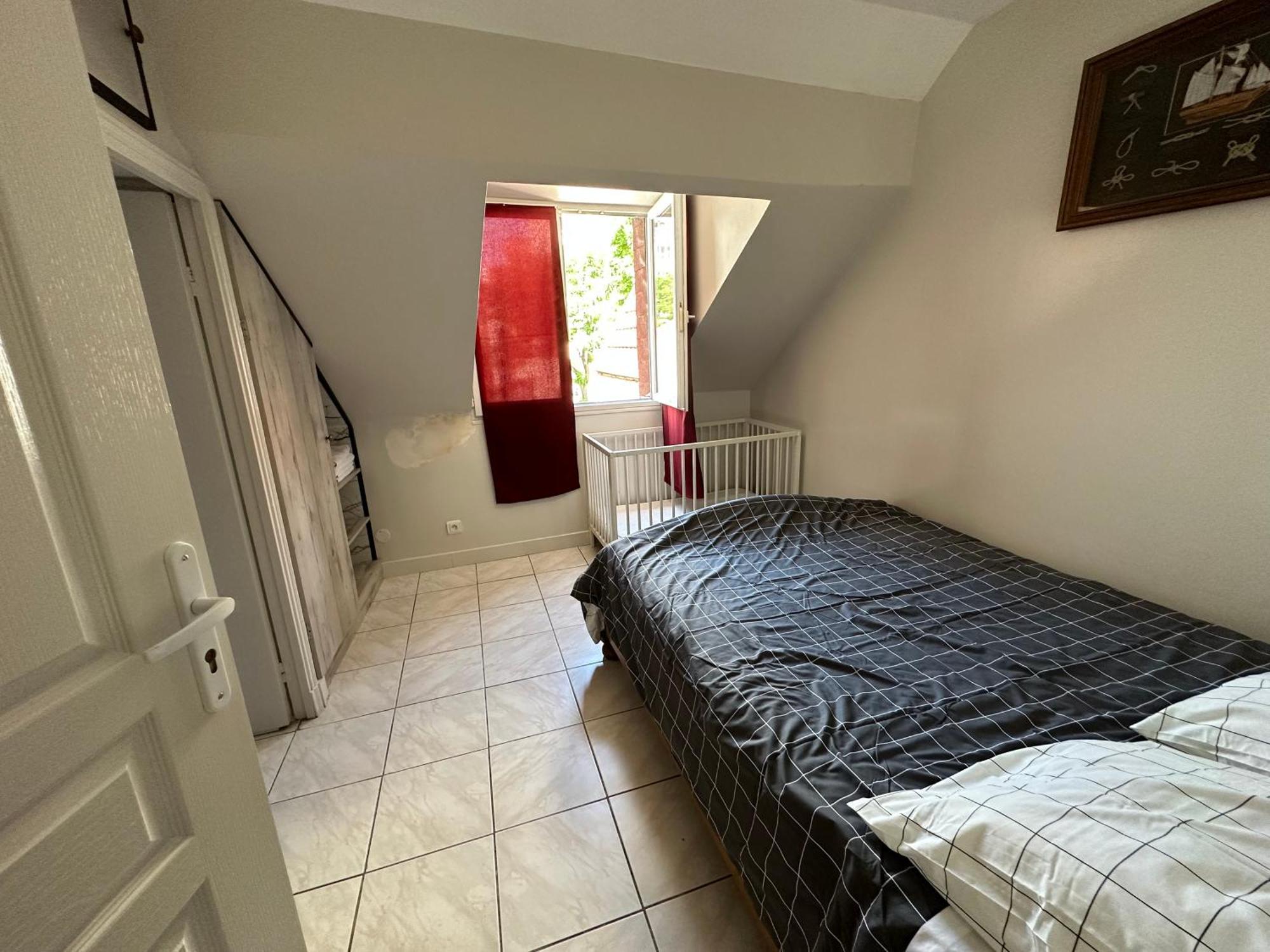 Appartement Meuble แว็งแซ็นน์ ภายนอก รูปภาพ